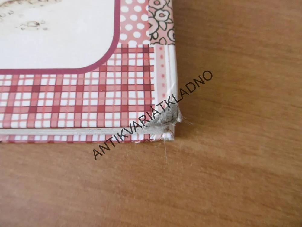 ROK SE SÁROU, SARAH KAY, **an