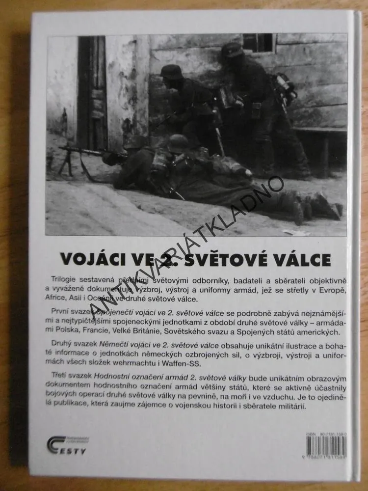 NĚMEČTÍ VOJÁCI VE DRUHÉ SVĚTOVÉ VÁLCE, UNIFORMY 2. SVĚTOVÁ VÁLKA, **an