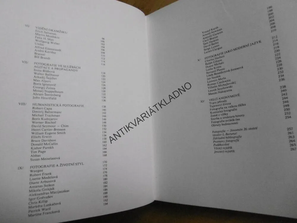 PŘÍBĚH FOTOGRAFIE, FOTOGRAFOVÁNÍ, MRÁZKOVÁ, **an