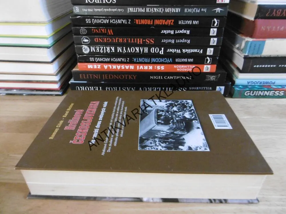 HRDINOVÉ ČESKOSLOVENSKA, ROMAN CÍLEK, KAREL RICHTER, **an