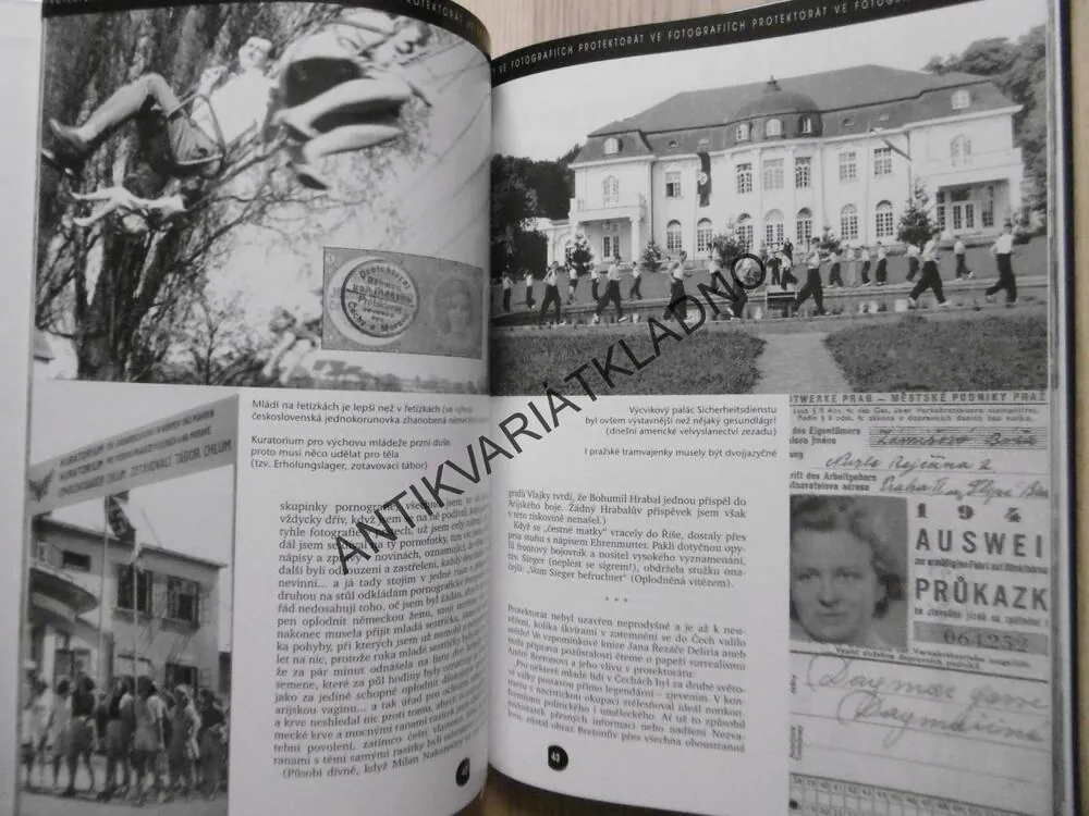 PROTEKTORÁT VE FOTOGRAFIÍCH, MILOŠ HEYDUK, KAREL SÝS, **an