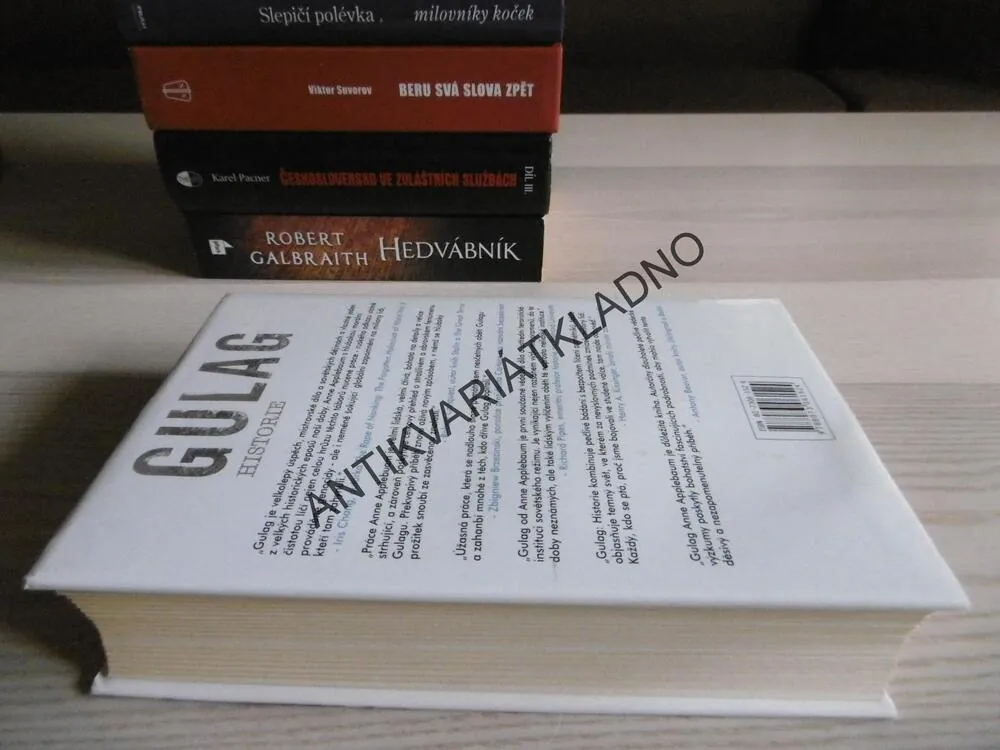 GULAG, HISTORIE, ANNE APPLEBAUM, **an