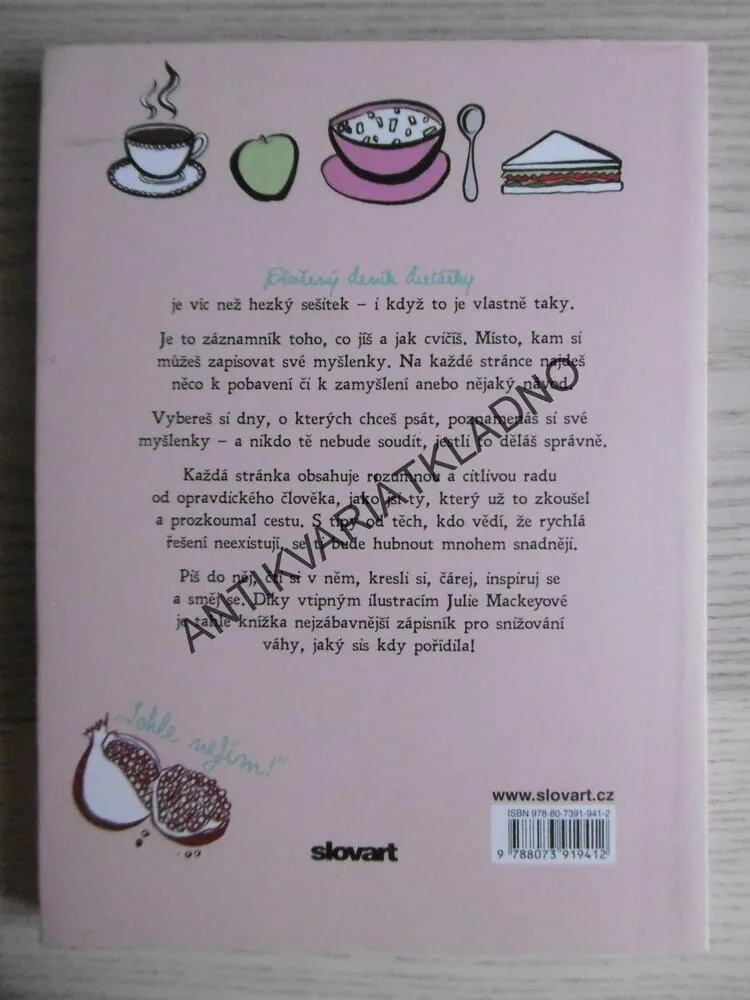 DŮVĚRNÝ DENÍK DIETÁŘKY, JULIE MACKEYOVÁÁ, **an
