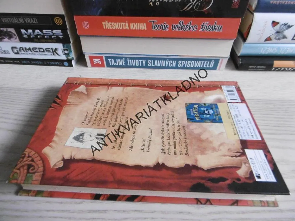 JAK VYCVIČIT DRAKA, CRESSIDA COWELLOVÁ, **an