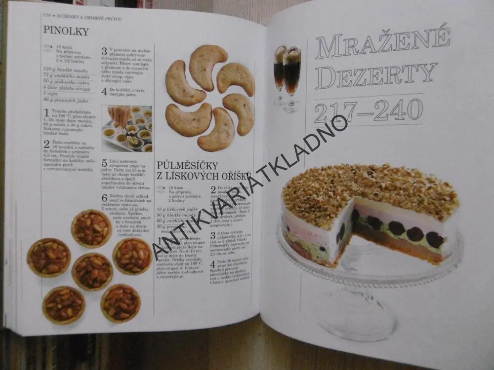 ZLATÁ KNIHA MARY BERRYOVÉ, DEZERTY A CUKROVÍ, **an