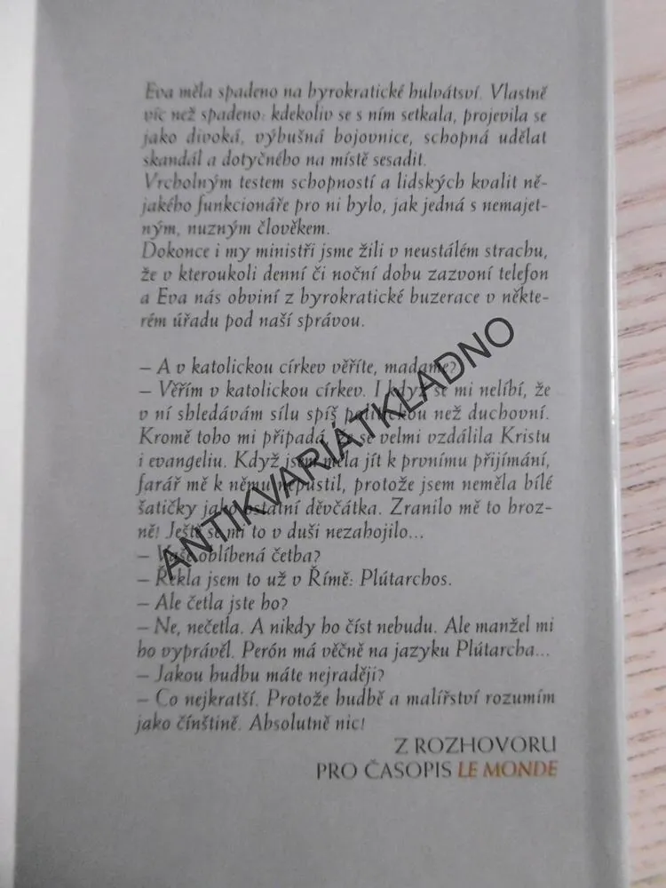 EVITA, PŘÍBĚH VÁŠNĚ A UTRPENÍ EVY PERÓNOVÉ, **an
