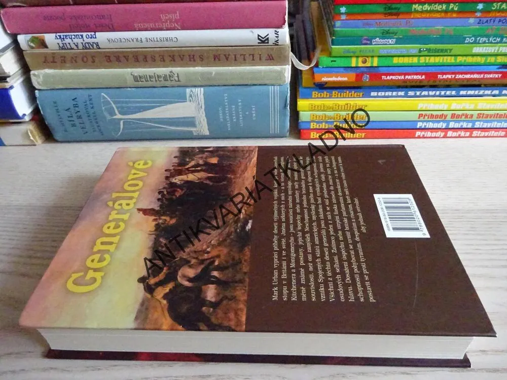 GENERÁLOVÉ, MARK URBAN, **an
