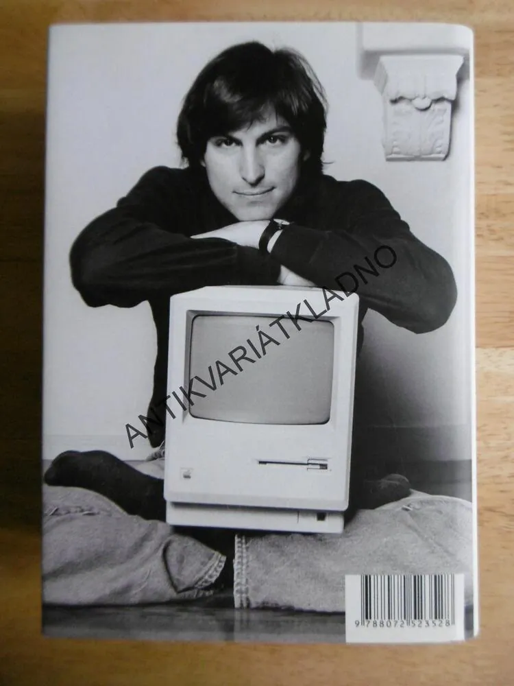 STEVE JOBS, OD WALTER ISAACSON, **an