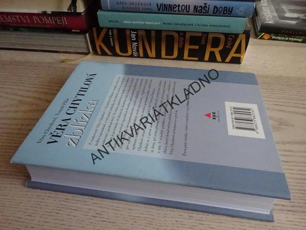 VĚRA CHYTILOVÁ ZBLÍZKA, TOMÁŠ PILÁT, **an