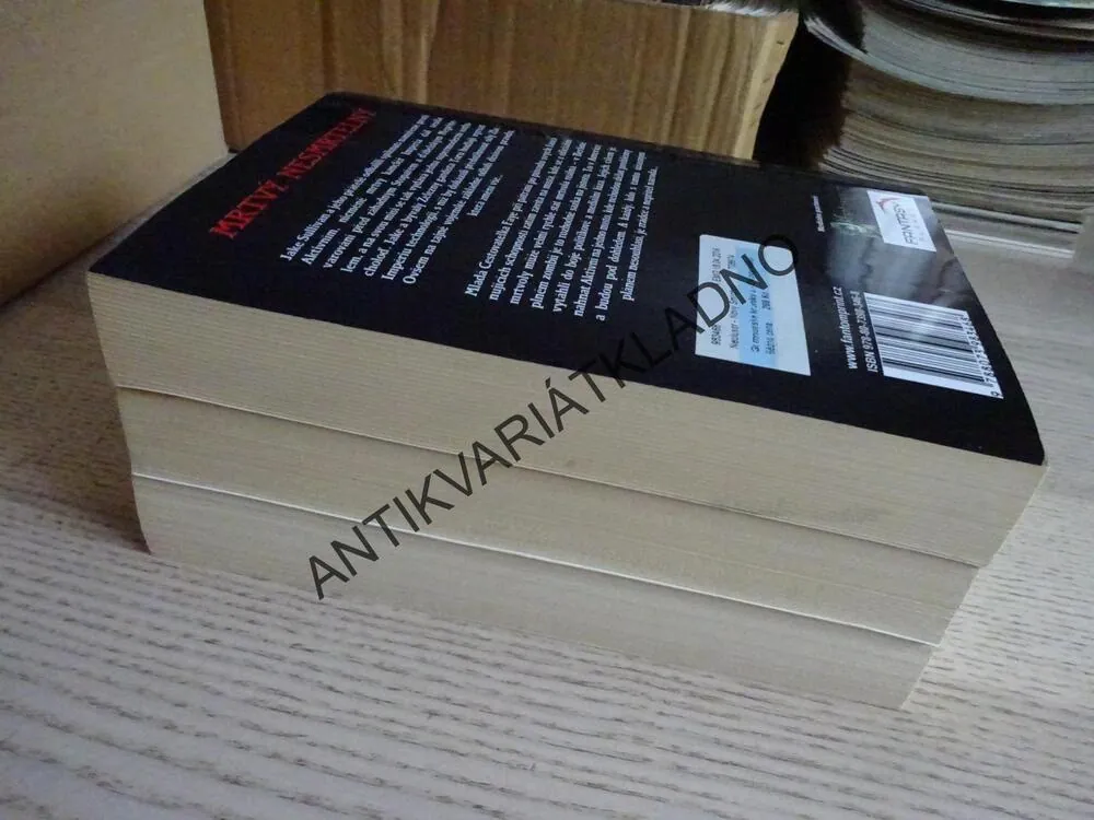 GRIMNOIRSKÉ KRONIKY, 1-3, LARRY CORREIA, **an