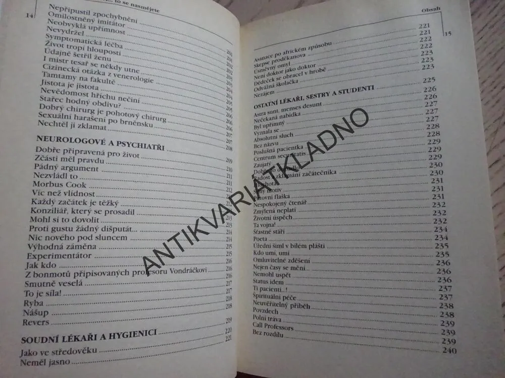 SVĚŘTE SE ODBORNÍKOVI... TO SE NASMĚJETE!, PETR BARTŮNĚK, VLADIMÍR JIRÁNEK, **an