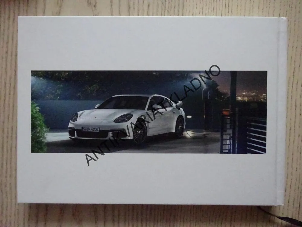KATALOG AUTOMOBILKY PORSCHE, THE NEW PANAMERA, **an