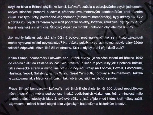 STÍHACÍ BOMBARDÉRY LUFTWAFFE NAD BRITÁNIÍ, CHRIS GROSS, **an
