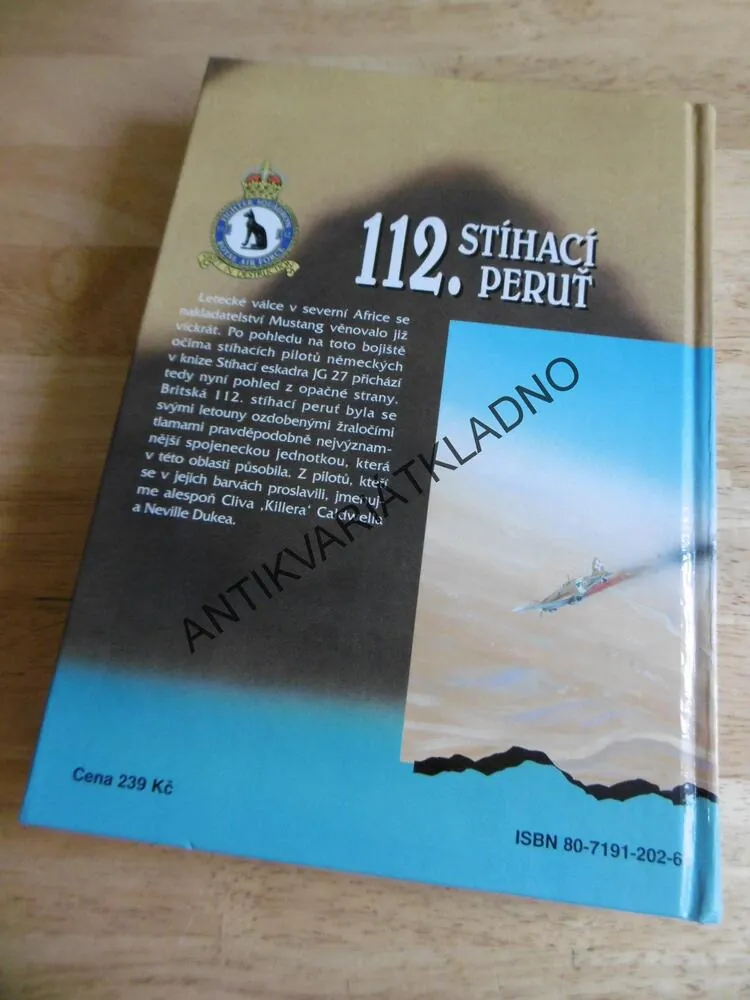 112. STÍHACÍ PERUŤ, ROBIN BROWN