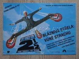 BLÁZNIVÁ STŘELA: VŮNĚ STRACHU, FOTOSKA FILM USA 3171