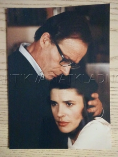 FOTOGRAFIE - ŽENA OD VEDLE