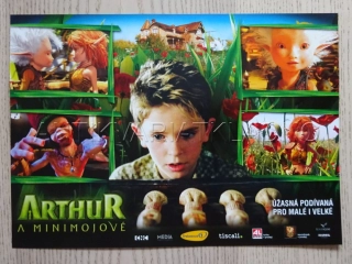 ARTHUR A MINIMOJOVÉ, FOTOSKA FILM USA 5626