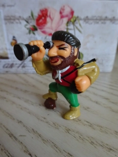FIGURKA - WESTERN, LOVEC