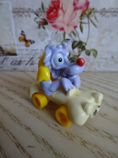 FIGURKA KINDER - VLK ŘIDIČ