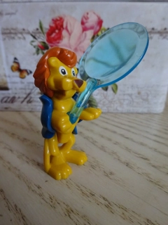 FIGURKA KINDER - LEV S LUPOU