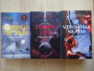 PROBLÉM TŘÍ TĚLES, TEMNÝ LES, VZPOMÍNKA NA ZEMI, LIOU CCH'-SIN, **an