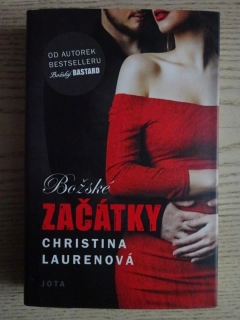 BOŽSKÉ ZAČÁTKY, CHRISTINA LAURENOVÁ, **an