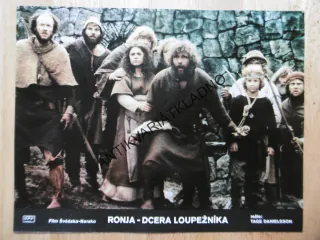 RONJA-DCERA LOUPEŽNÍKA, FOTOSKA FILM ŠVÉD-NOR