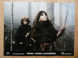 RONJA-DCERA LOUPEŽNÍKA, FOTOSKA FILM ŠVÉD-NOR
