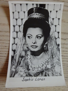 LOREN SOPHIA, KARTIČKA