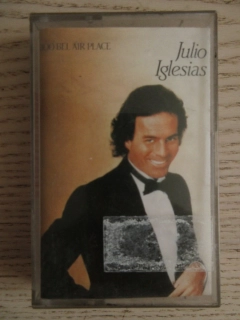 1100 BEL AIR PLACE, JULIO IGLESIAS, MC KAZETA 