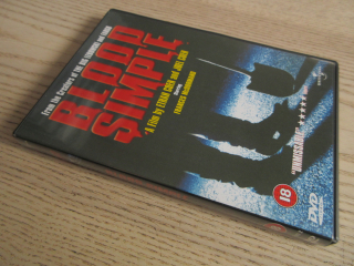 ZBYTEČNÁ KRUTOST, COEN, GB OBAL, ČESKÉ DVD FILM VČETNĚ BOOK