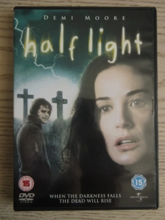 SVĚTLO VE TMĚ, GB OBAL, ČESKÁ VERZE, DVD FILM