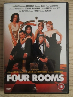 ČTYŘIPOKOJE, MADONNA, A.BANDERAS, GB OBAL, ČESKÁ VERZE, DVD FILM