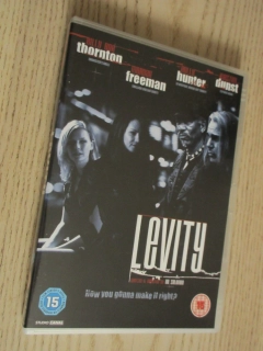 MUŽ KTERÝ ZABIL, M.FREEMAN, GB OBAL, ČESKÁ VERZE, DVD FILM