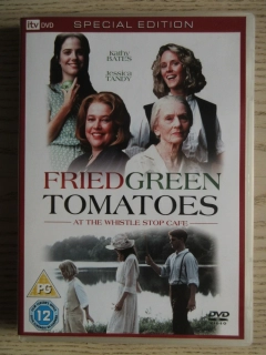 SMAŽENÁ ZELENÁ RAJČATA, K.BATES, GB OBAL, ČESKÁ VERZE, DVD FILM
