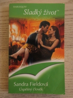 ÚSPĚŠNÝ ČLOVĚK, SANDRA FIELDOVÁ, **an