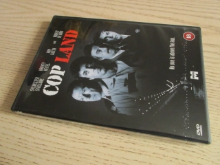 ZEMĚ POLICAJTŮ, S. STALLONE, H. KEITEL, GB OBAL, ČESKÉ DVD FILM
