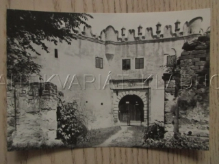 BOSKOVICE, STÁTNÍ HRAD, RENESANČNÍ BRÁNA S CIMBUŘÍM, OKRES BLANSKO, POHLEDNICE 988