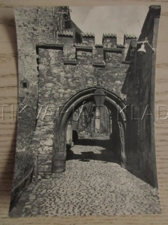 HRAD LOKET, PRVNÍ HRADNÍ BRÁNA, OKRES SOKOLOV, POHLEDNICE 1016