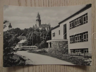 BOUZOV, V POZADÍ STÁTNÍ HRAD, VETERÁN - AUTOBUS, OKRES OLOMOUC, POHLEDNICE 1051