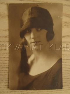 PORTRÉT, ŽENA, J. HANZLÍK
