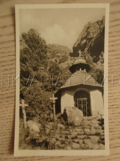 VYSOKÉ TATRY, SMBOLICKÝ CINTORÍN POD OSTRVOU, KAPLE, SLOVENSKO, POHLEDNICE 1231