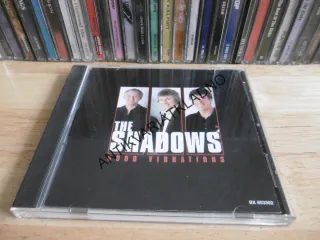 THE SHADOWS, GOOD VIBRATIONS, CD