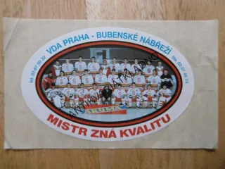 SAMOLEPKA STARÉ RETRO - 1 KS, HOKEJ , MISTR ZNÁ KVALITU, VDA PRAHA BUBENSKÉ NÁBŘEŽÍ, AKUMA