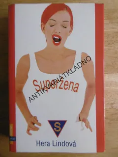 SUPERŽENA, HERA LINDOVÁ, **an