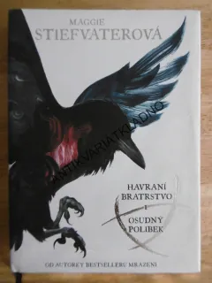 OSUDNÝ POLIBEK, MAGGIE STIEFVATEROVÁ, **an