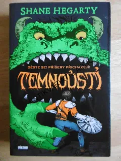 DĚSTE SE! PŘÍŠERY PŘICHÁZEJÍ!, TEMNOÚSTÍ, SHANE HEGARTY, **an