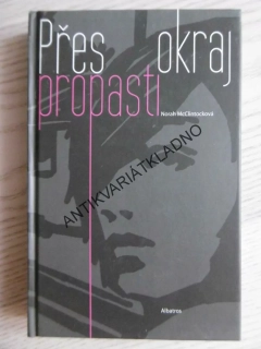 PŘES OKRAJ PROPASTI, NORAH MCCLINTOCKOVÁ, **an