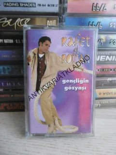 RAFET EL ROMAN, MC KAZETA