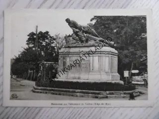VERDUN, SOCHA, MONUMENT, FRANCIE